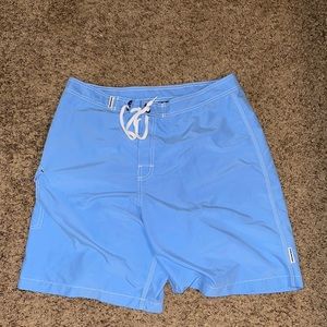 Local motion mens shorts